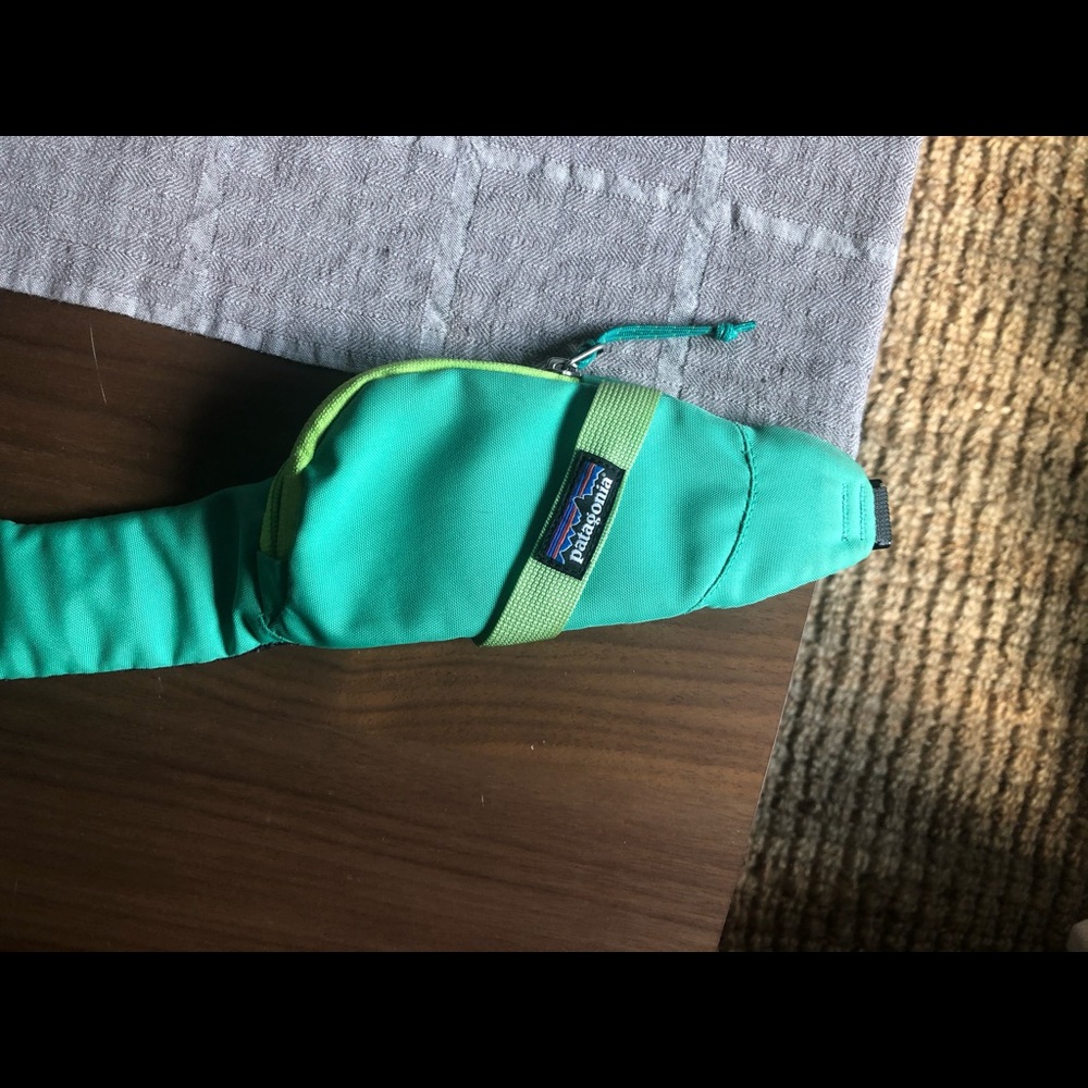 ‼️SOLD ON DEPOP‼️ Patagonia•Atom Sling Bag•8L.